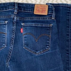 Levi’s 711 Skinny Jeans